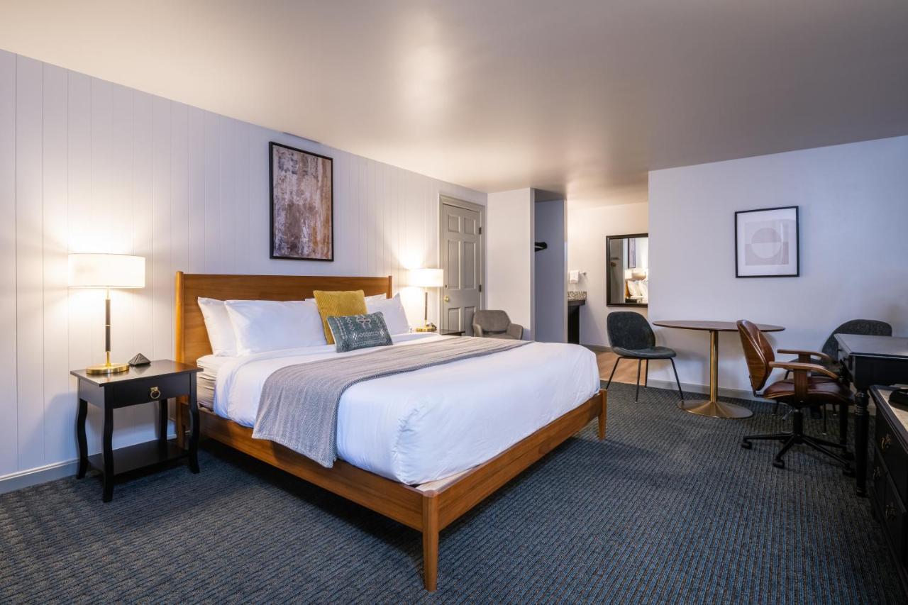 Riverhouse By Weekender Formerly Jack Daniels Inn Peterborough Extérieur photo
