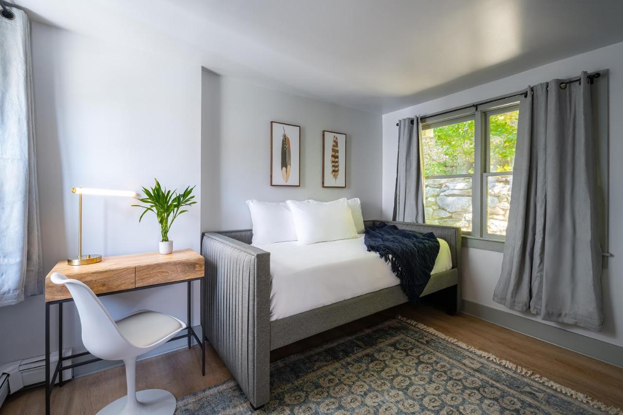 Riverhouse By Weekender Formerly Jack Daniels Inn Peterborough Extérieur photo